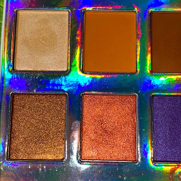 Crown Pro Palette - Picture 2 of 5